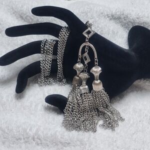 Vintage Silver Tone Long Multi Strand Tassel Fringe Statement Necklace 26 Inch